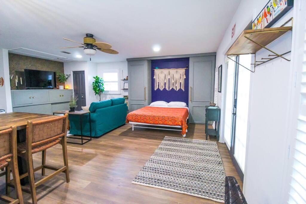 The Mini Moody - Luxurious Home Recently Renovated Close To Beach & Downtown Сент-Огастин Экстерьер фото
